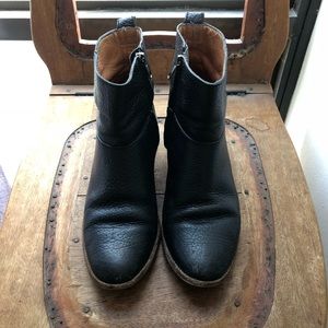 Madewell side zip leather boots